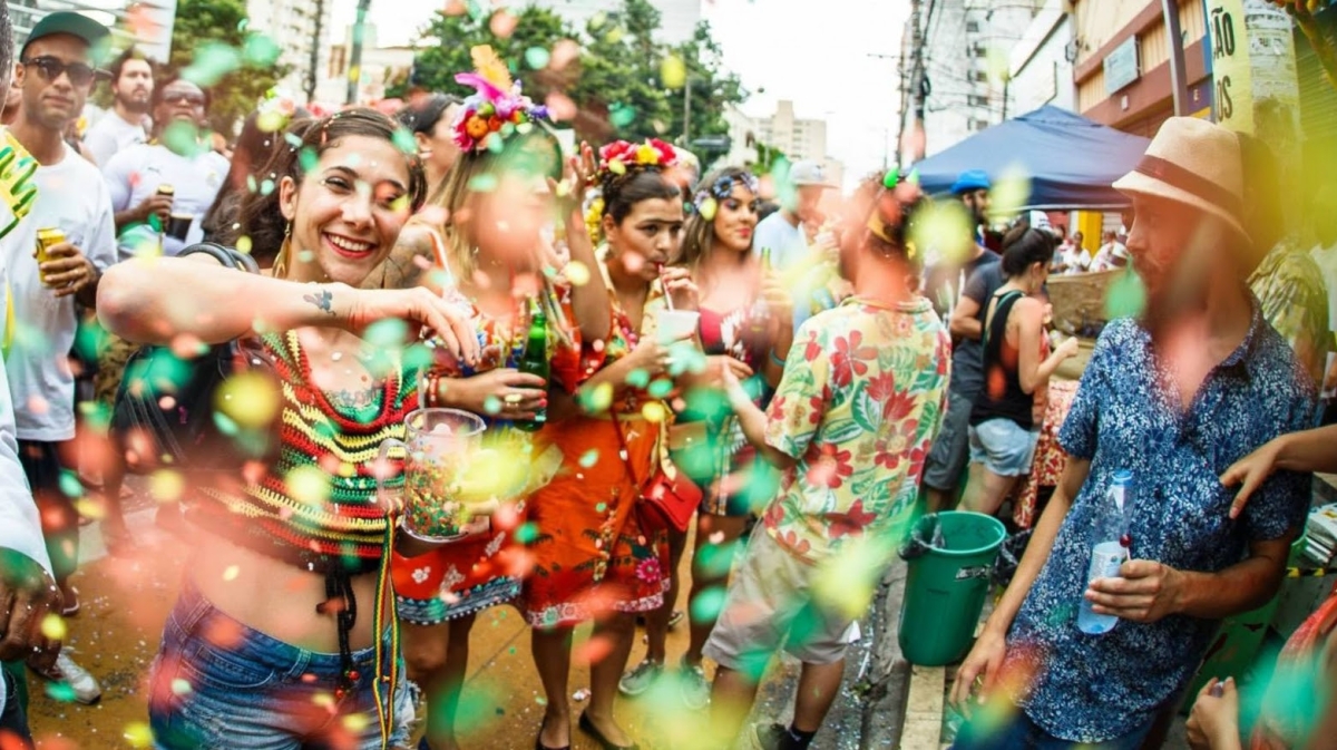Ginecologista alerta sobre as doenças que podem ser transmitidas durante os dias de folia (Foto ilustrativa: Via Equipe Contato Comunicação & Marketing)