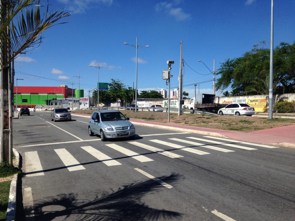 Radares da avenida Etelvino Alves de Lima começam a operar (Foto: SMTT/Aracaju)