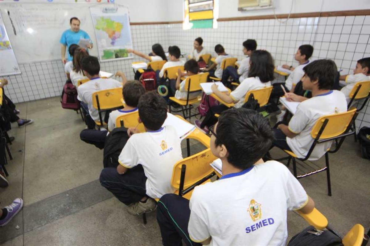 Prefeitura de Manaus lança processo seletivo para contratação de professores de Ciências e Matemática (Foto: Márcio James)