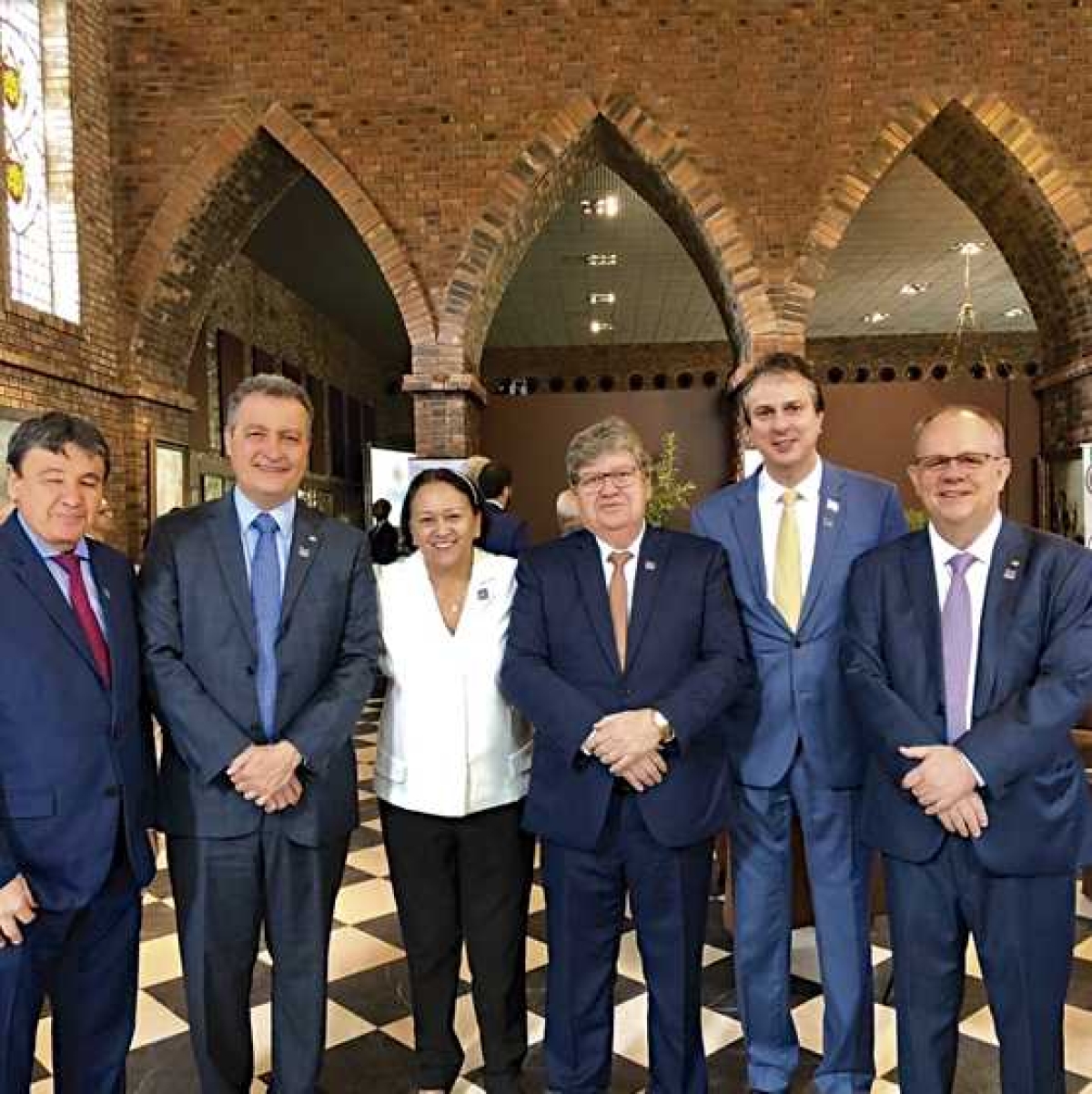 Governadores do Nordeste aprovam Plano Regional de Desenvolvimento com o presidente Jair Bolsonaro (Foto: Divulgação)