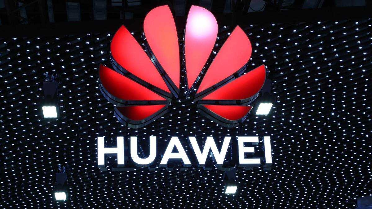 Huawei estaria diminuindo a produção de seus smartphones (Foto: Reprodução)