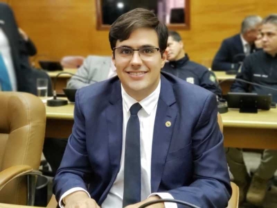 Deputado estadual Talysson de Valmir (Foto: Via Rede Alese)
