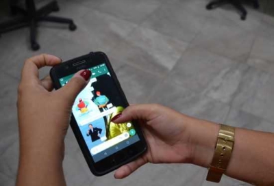 Usuários podem criar as próprias figurinhas (Foto: Portal Infonet)