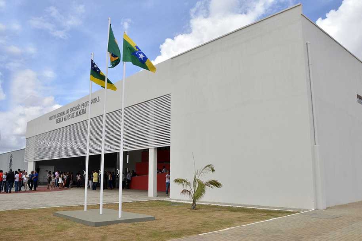 Centro Estadual Berila Alves com vagas de assistente administrativo (Foto: Assessoria Seduc/SE)