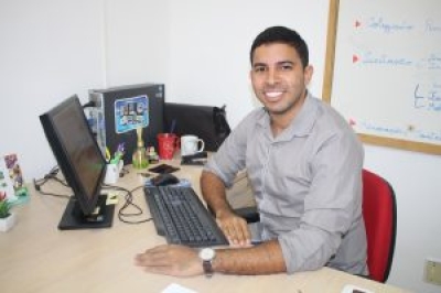 Coordenador dos Centros de Especialidades Odontológicas Estaduais da Funese, Erik Vinícius Barros Guedes (Foto: SES/SE)