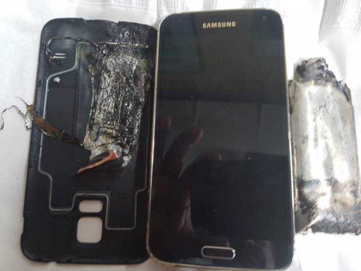 Samsung Galaxy 5 supostamente explode e queima proprietário (Foto: Via Olhar Digital)