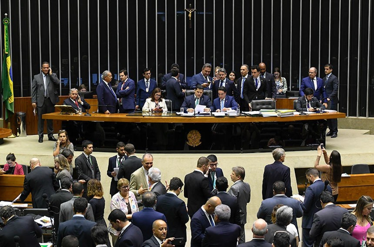 O Congresso manteve os vetos ao adiamento da transferência da Junta Comercial do Distrito Federal para o controle do governo local, à criação de juizados criminais especiais para crimes digitais e à obrigatoriedade de assistência odontológica para pacientes de UTIs (Foto: Roque de Sá/ Agência Senado)