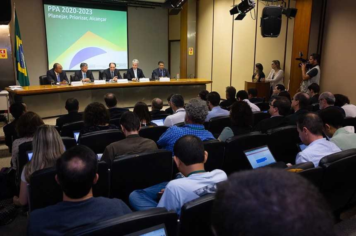 Técnicos do Ministério da Fazenda detalham as propostas orçamentárias enviadas ao Congresso nesta sexta (30) (Foto: Allexandre Silva /ASCOM ME)