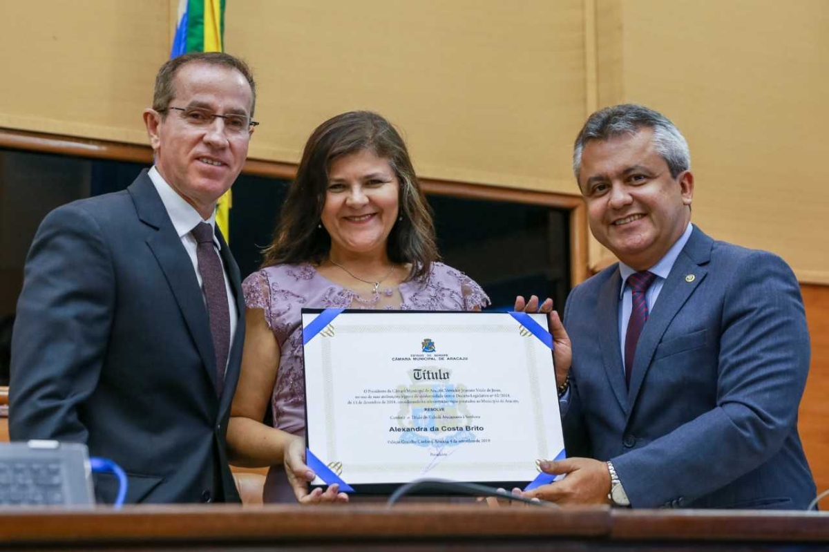 Xanda Brito é a mais nova Cidadã Aracajuana (Foto: Gilton Rosas/ CMA)