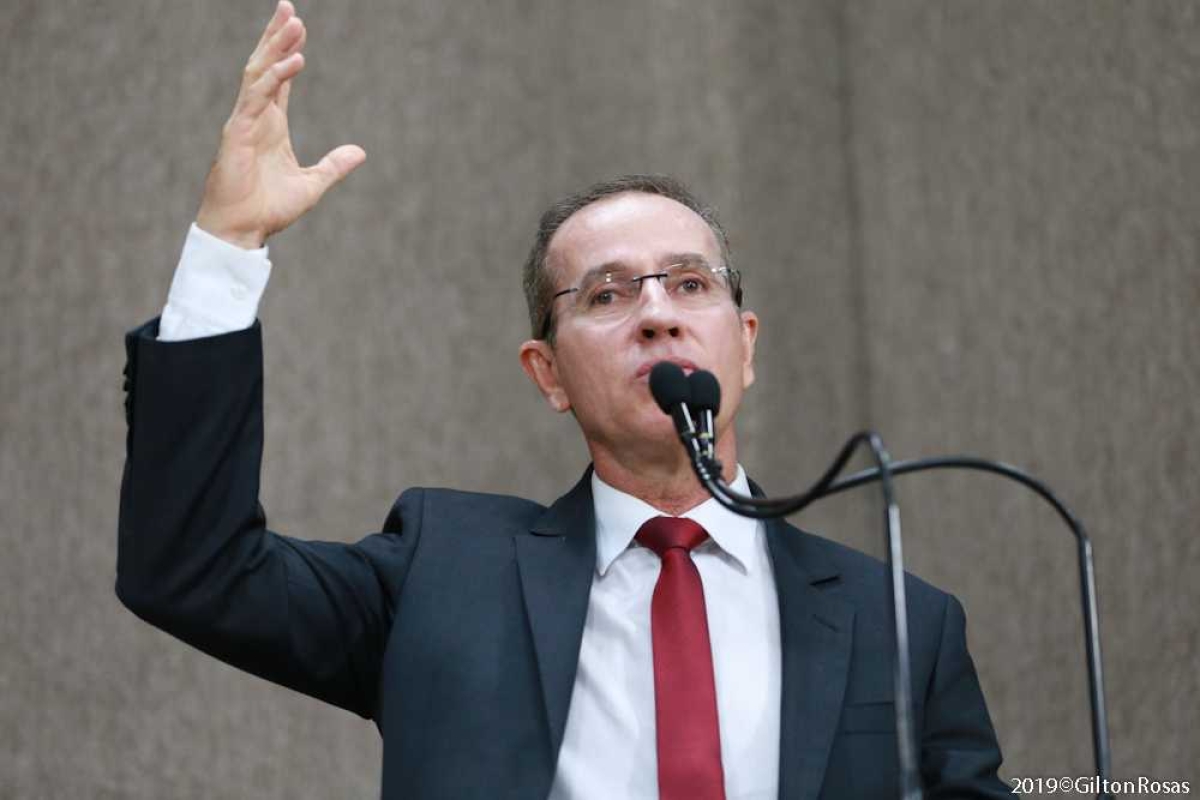 Nitinho parabeniza gestão de Edvaldo e destaca que Aracaju é a quarta cidade do país que mais investe (Foto: Gilton Rosas/ CMA)