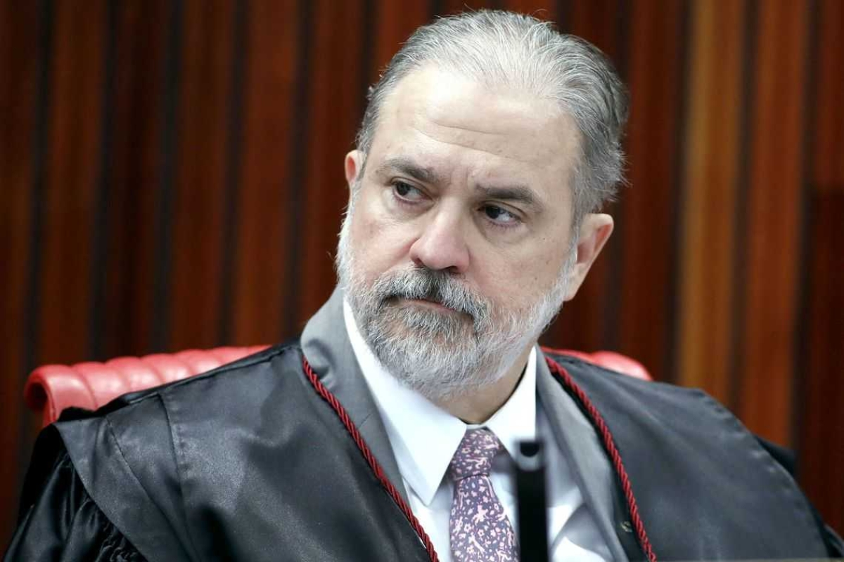 Jair Bolsonaro indica Augusto Aras para a PGR (Foto: Roberto Jayme/ TSE)