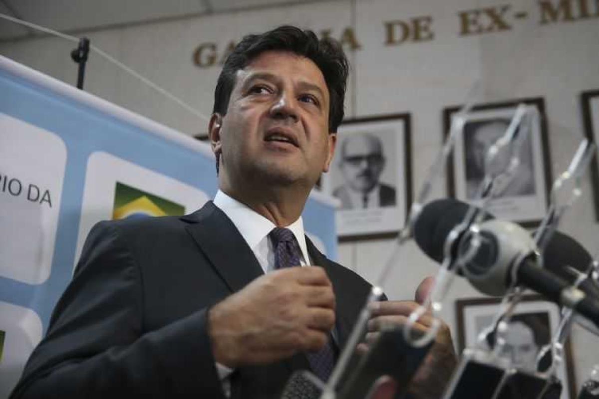 O ministro da Saúde, Luiz Henrique Mandetta, fala à impresa, após lançamento da campanha de valorização da vida e de combate à depressão (Foto: José Cruz/ Agência Brasil)