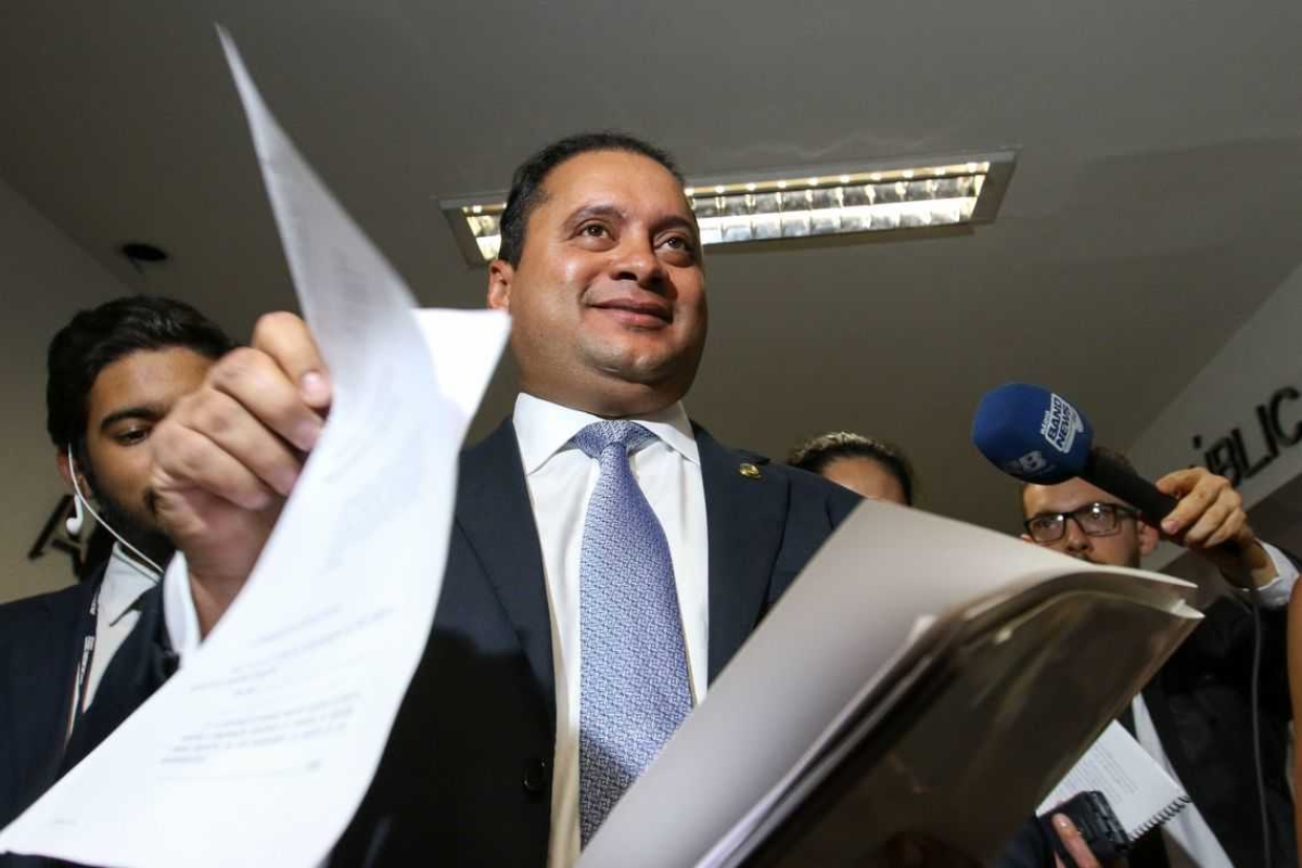 Relator Weverton Rocha (Foto: Fabio Rodrigues Pozzebom/ Agência Brasil)