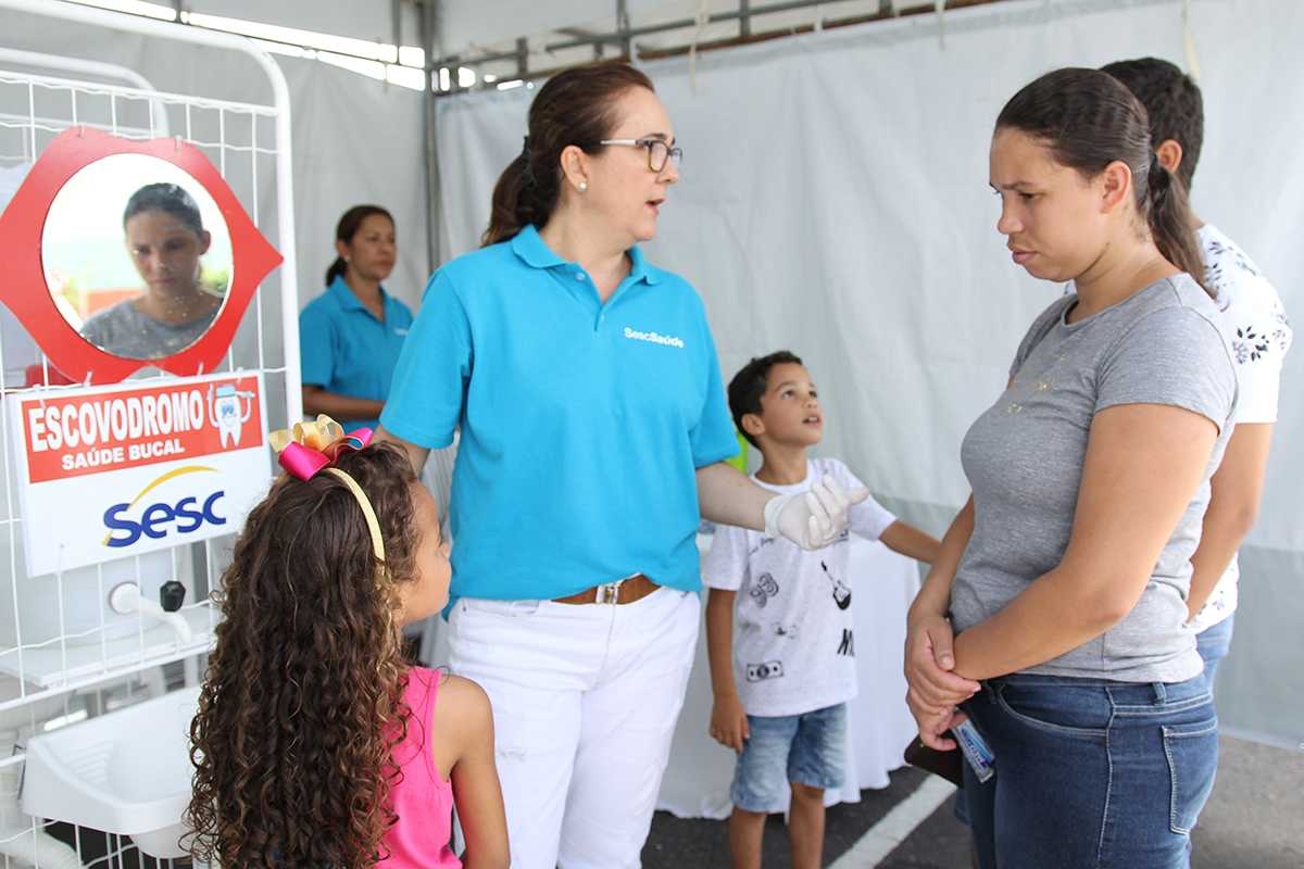 "Conexão Comunidade" oferece serviços gratuitos à população (Foto: Victor Caldas)