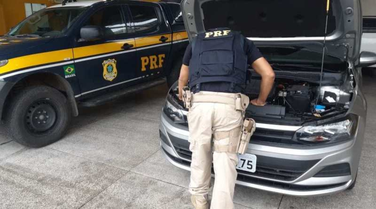 Malhada dos Bois: PRF recupera na BR 101 veículo roubado em Salvador (Foto: PRF/SE)
