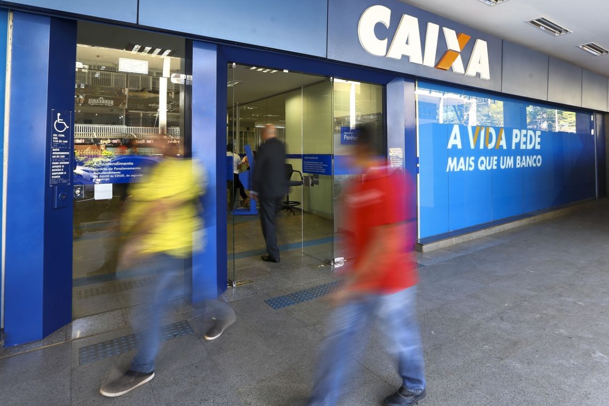 Caixa paga nesta quarta (09/10) até R$ 500 do FGTS para parte dos correntistas (Foto: Marcelo Camargo/ Agência Brasil)