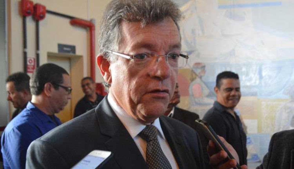 Laércio destina veículo para Prefeitura de São Cristóvão beneficiando a população (Foto: Site Laércio Oliveira)