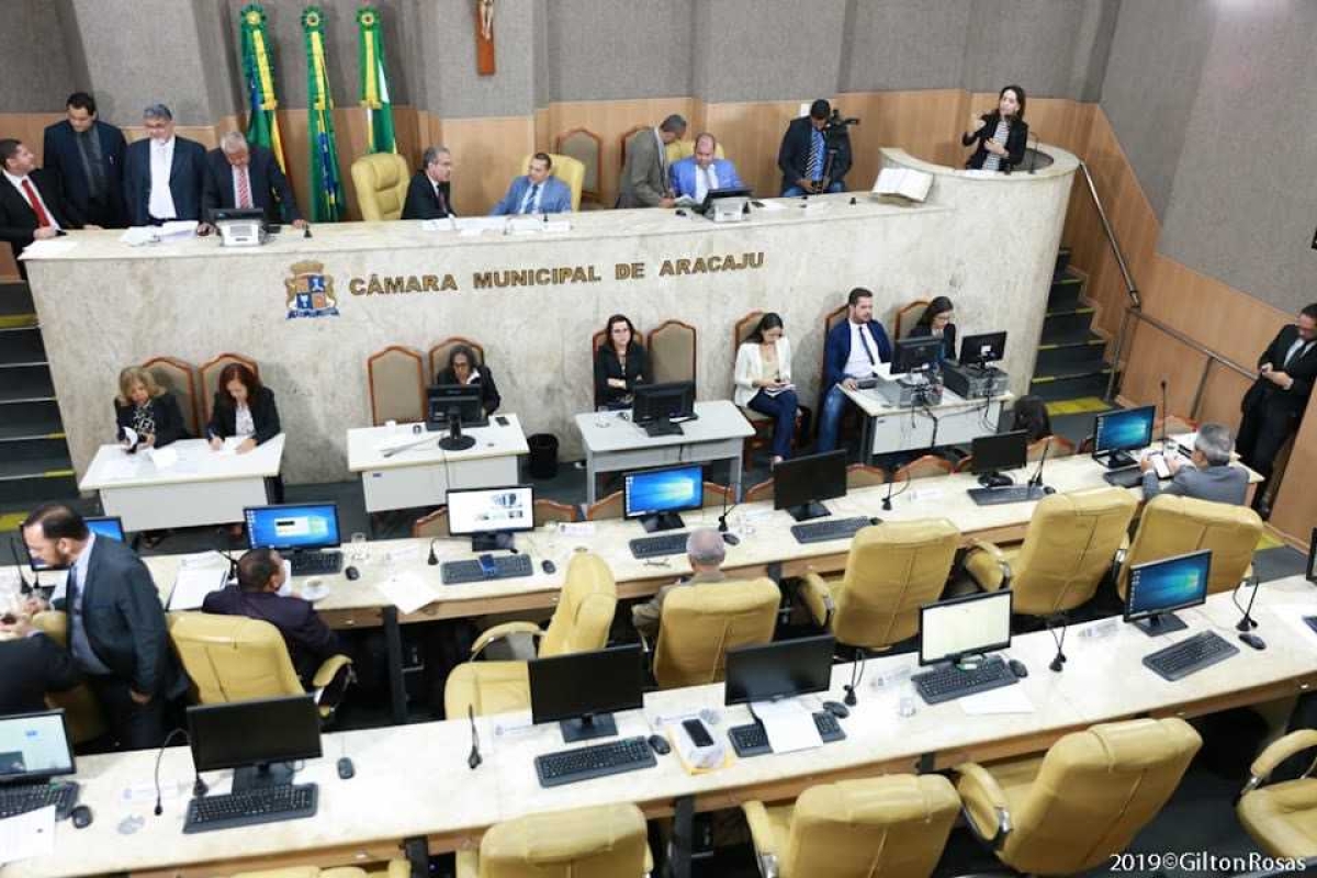 Vereadores da situação rejeitam projeto de Elber que ordenaria obras e trânsito em Aracaju (Foto: Gilton Rosas/ CMA)