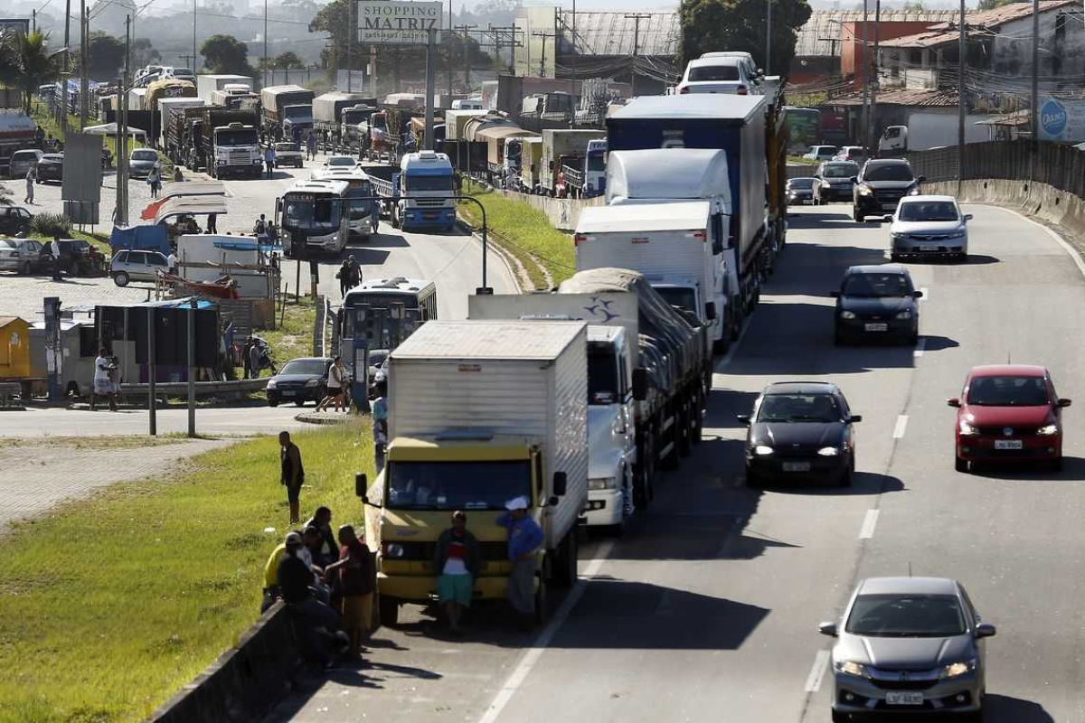 Caixa oferece crédito a caminhoneiros e juros podem ser de 2,29% (Foto: Thomaz Silva/ Agência Brasil)