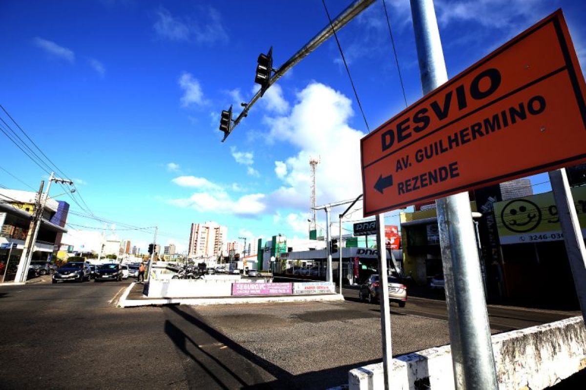 Devido à obra no pontilhão da Guilhermino Rezende, SMTT recomenda rotas alternativas (Foto: SMTT/Aracaju)