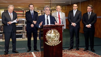Lançado livro de Direito Tributário em homenagem ao ministro Ayres Britto (Foto: STF)