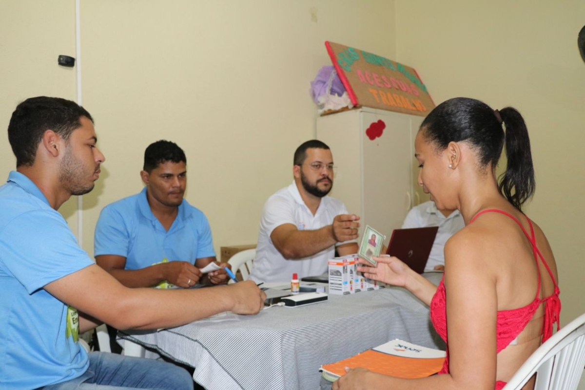 Prefeitura e Energisa viabilizam a famílias de baixa renda desconto na conta de luz (Foto: Assistência Social/ Prefeitura de Aracaju)