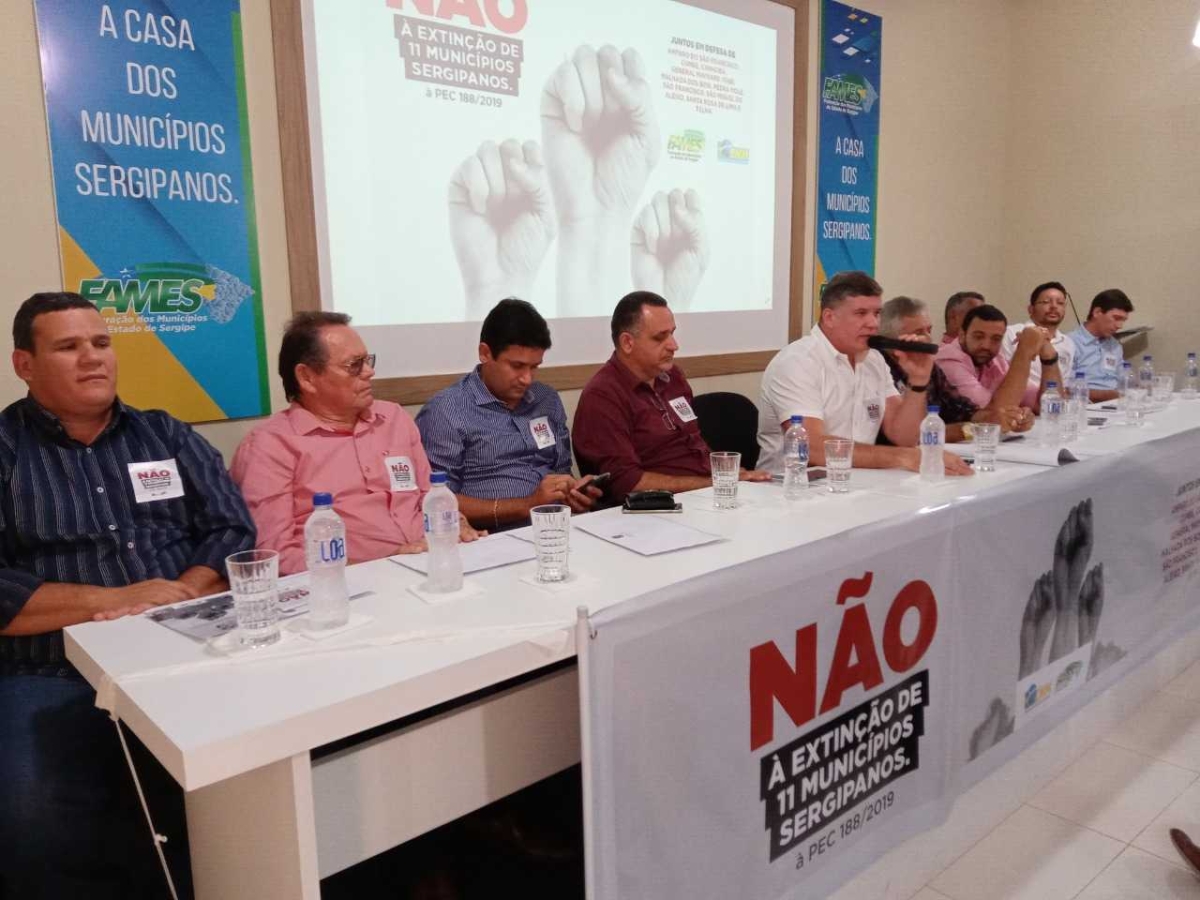 Mobilização: FAMES consegue apoio de 10 dos 11 parlamentares sergipanos contra a extinção dos municípios (Foto: Assessoria Fames)