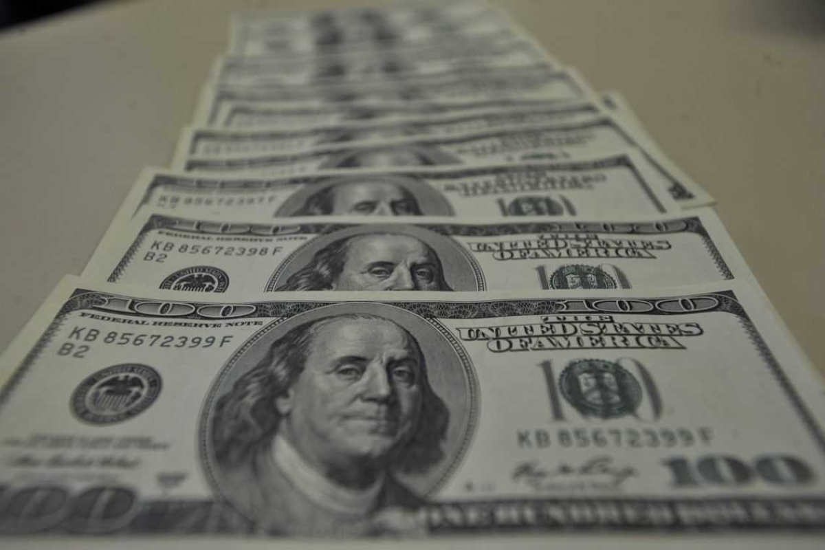 Dólar fecha abaixo de R$ 4,10 pela primeira vez em mais de um mês (Foto: Marcello Casal Jr./ Agência Brasil)