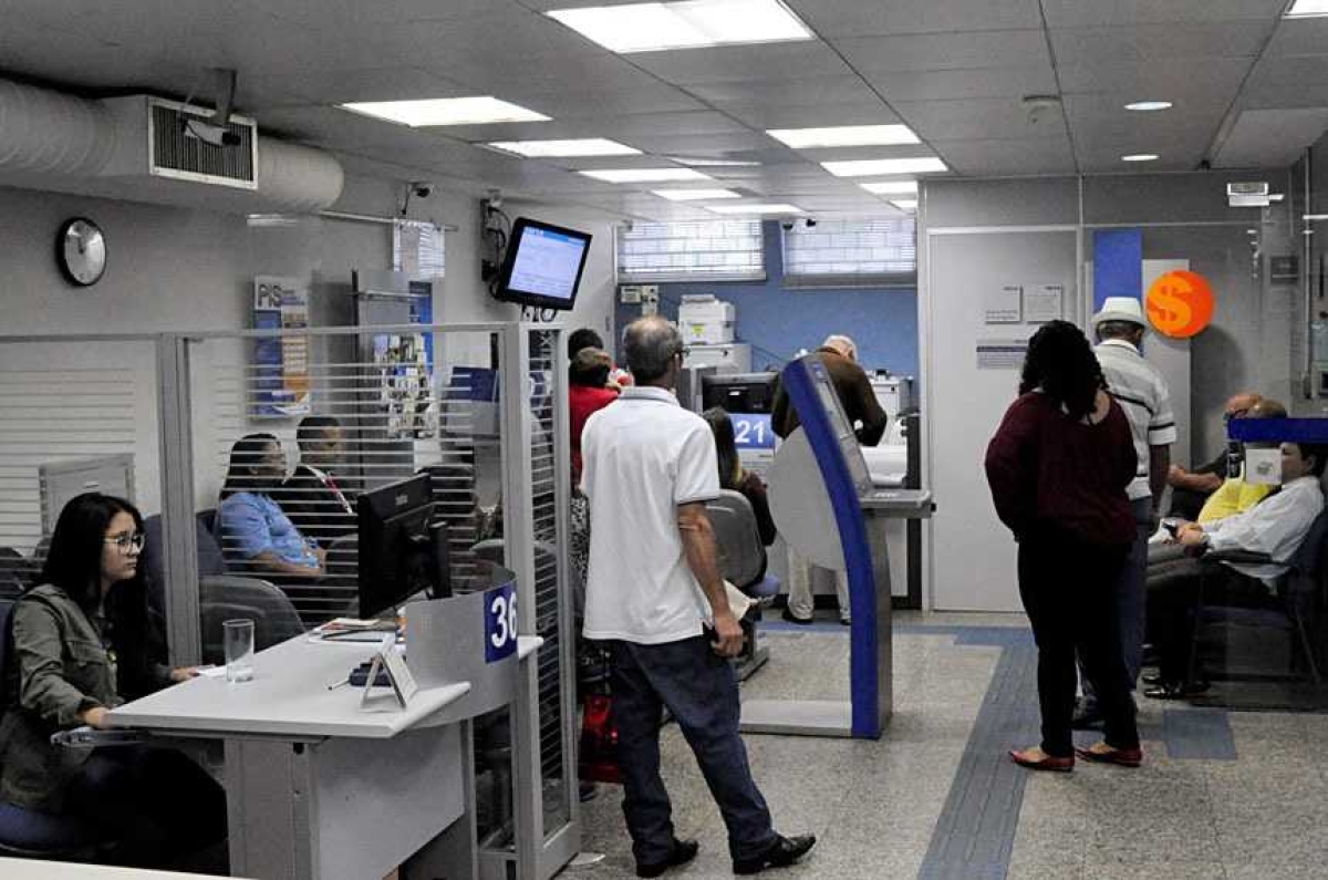 Saque-aniversário vai permitir ao trabalhador retirar parte do FGTS todos os anos (Foto: Pillar Pedreira/ Agência Senado)