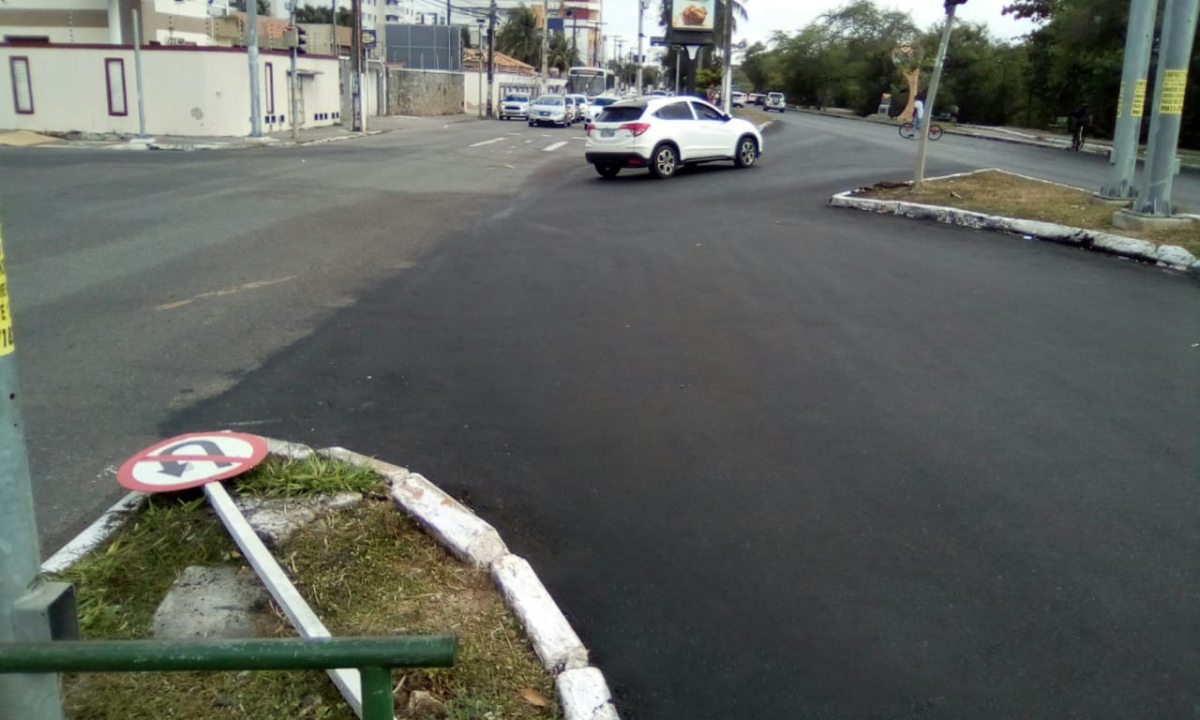 SMTT orienta a população a denunciar vandalismo contra sinalizações de trânsito (Foto: Assessoria SMTT/Aracaju)