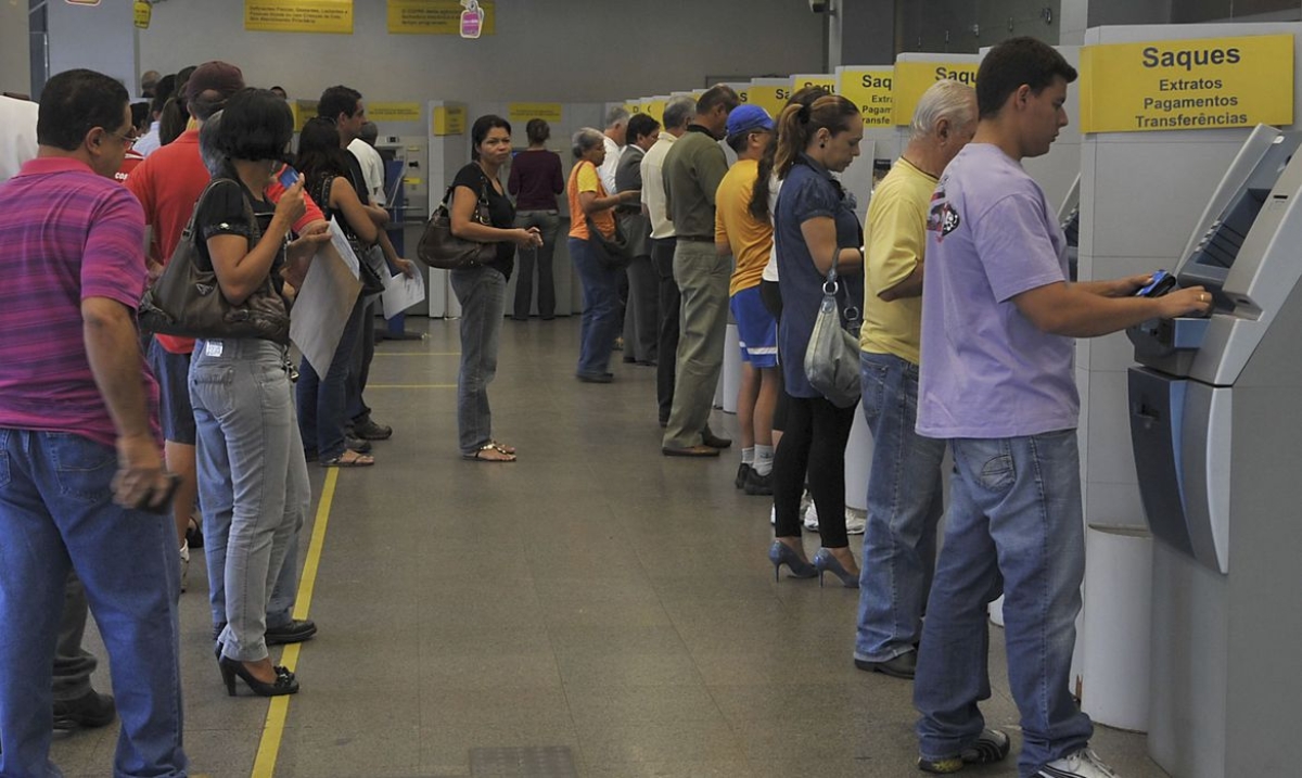 Bancos fecham na segunda e terça-feira de carnaval (Foto: Valter Campanato/ Agência Brasil)