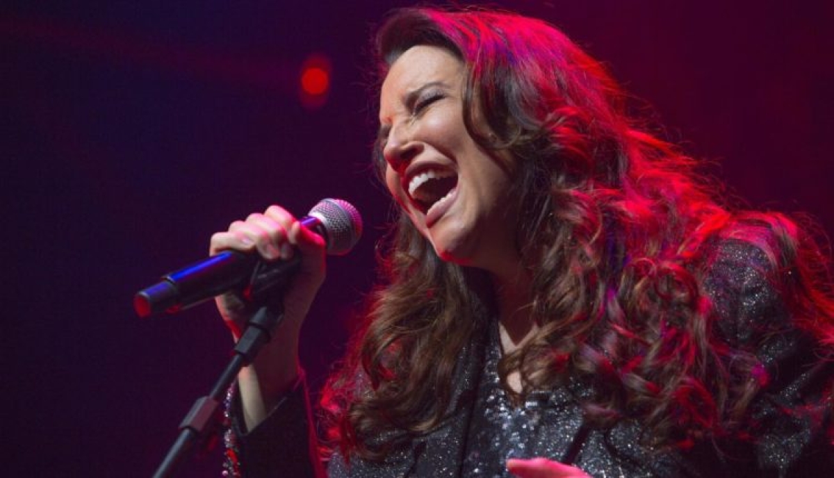 Ana Carolina traz muito romance nesta nova turnê (Foto: Reprodução/ Facebook pessoal)