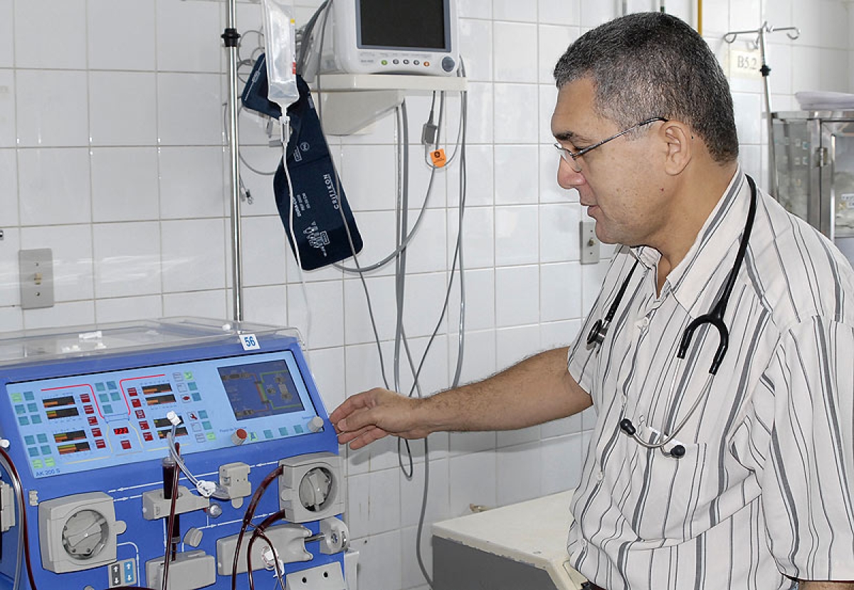 Nefrologista do Hospital de Urgência de Sergipe (Huse), Manoel Pacheco (Foto: SES/SE)