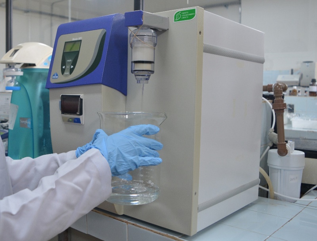 Água ultrapura é essencial à produção do álcool em gel (Foto: ITPS/SE)