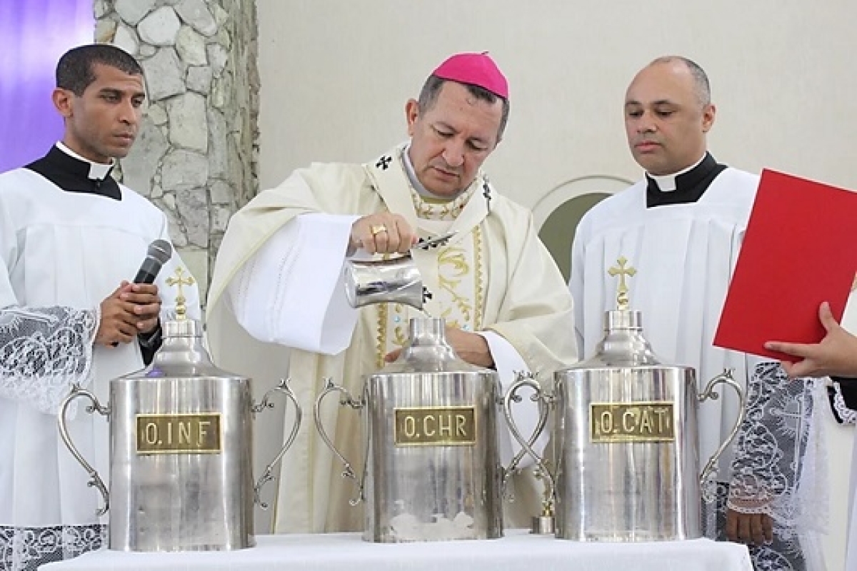 Arquidiocese de Aracaju divulgou horários das missas que serão presididas por dom João Costa durante a Semana Santa (Foto: Arquidiocese de Aracaju)