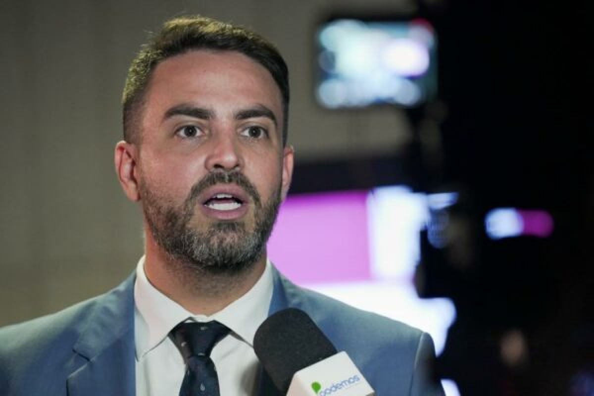 ??? justo e necessário preservar gratificações, reajustes para esses que são verdadeiros heróis da nação?, comemora deputado (Foto: Cofen)