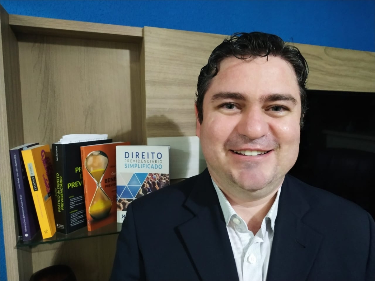 Advogado, especialista em Seguridade Social e professor da Unit, Guilherme Teles (Foto: Assessoria de Imprensa Unit)