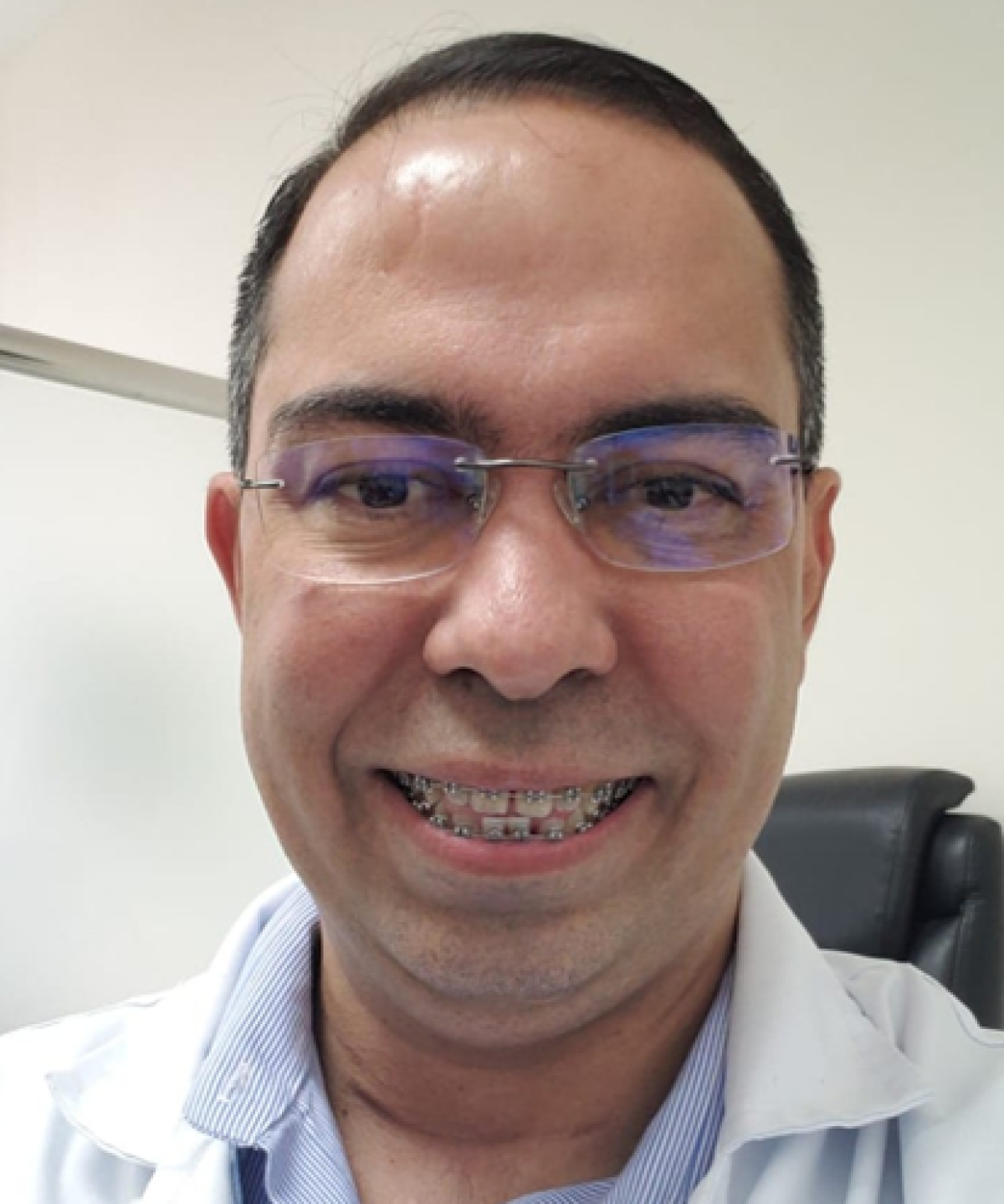 Médico do trabalho do Serviço Especializado em Segurança e Medicina do Trabalho da Universidade Tiradentes, Brunno Goes (Foto: Assessoria de Imprensa Unit)