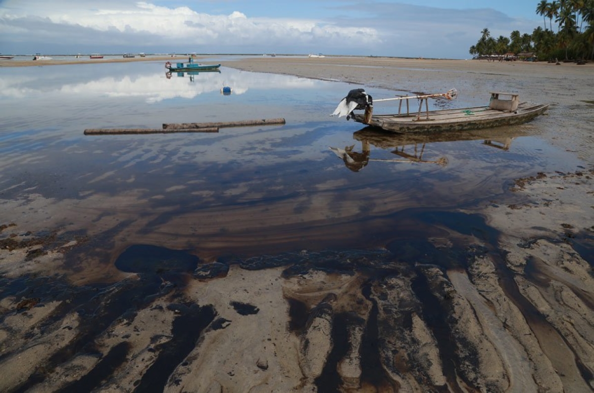 MP determinou o pagamento, por dois meses, de auxílio a pescadores de áreas atingidas pelo derramamento de óleo; medida já havia sido efetivada (Foto: Diego Nigro/ SEI)