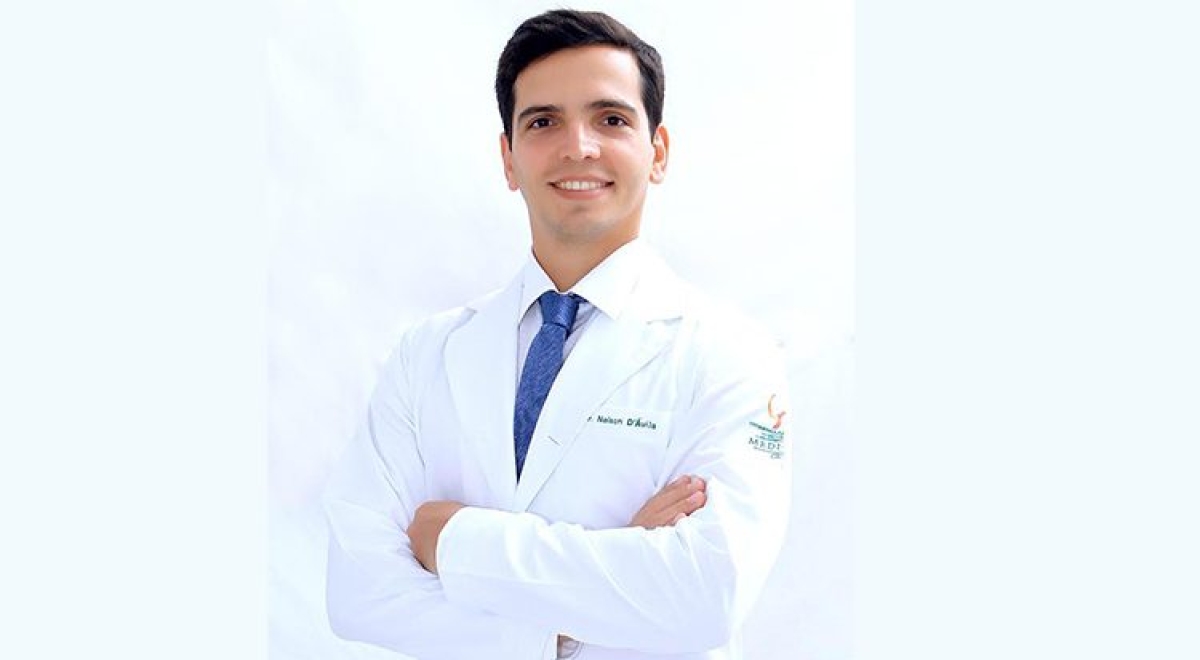 Médico otorrinolaringologista e docente do curso de Medicina da Unit, Nelson Almeida D´Ávila Melo (Foto: Assessoria de Imprensa Unit)