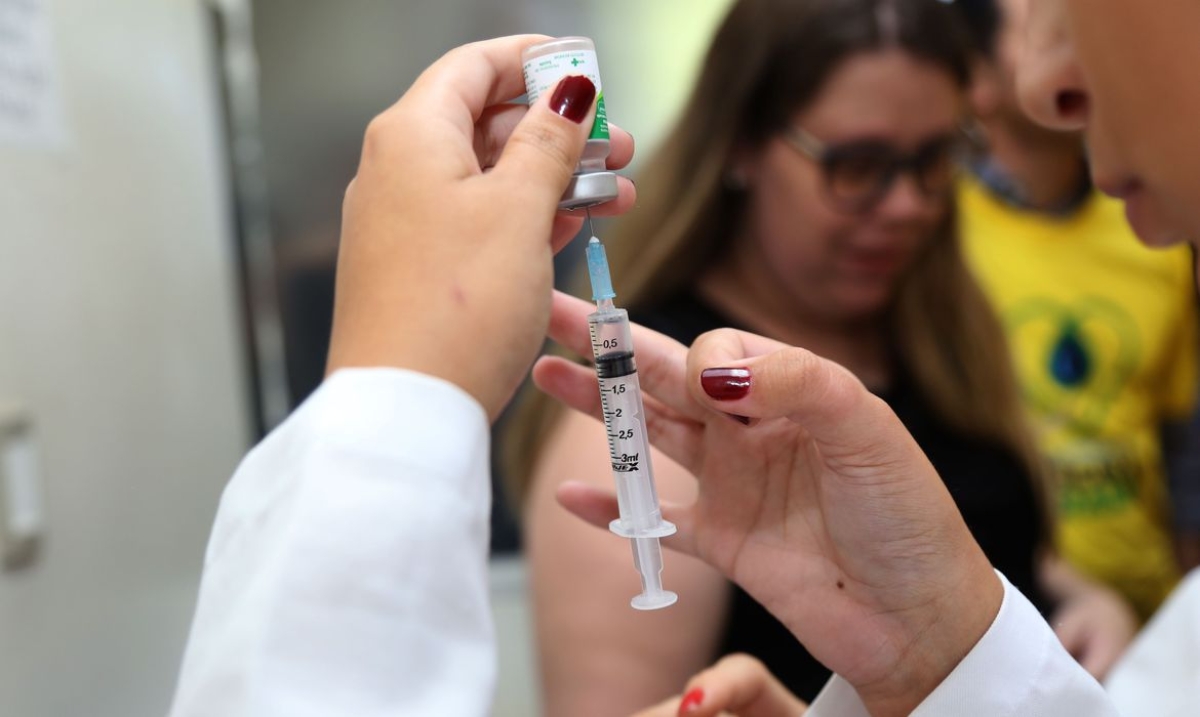 Vacinação é prorrogada para público de todas as fases da campanha (Foto: Erasmo Salomao/ Ministério da Saúde)