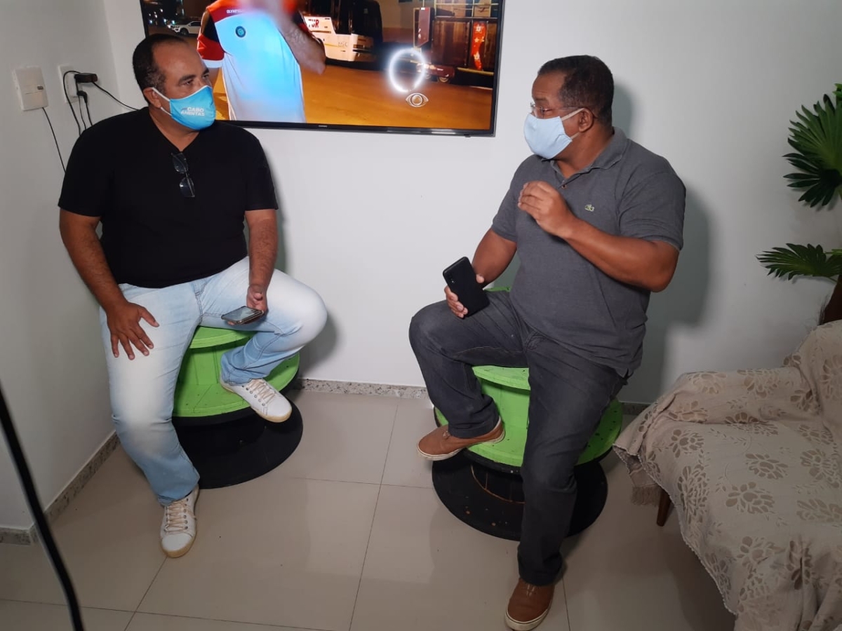"O Prefeito está mais preocupado em fazer propaganda do que com a saúde do povo", diz Cabo Amintas (Foto: Assessoria Cabo Amintas)
