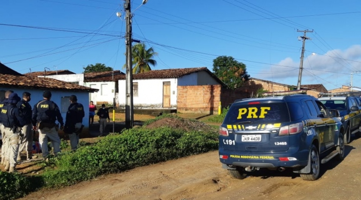 Em ação integrada, PRF, PC e Guarda Municipal prendem seis pessoas em Maruim (Foto: PRF/SE)