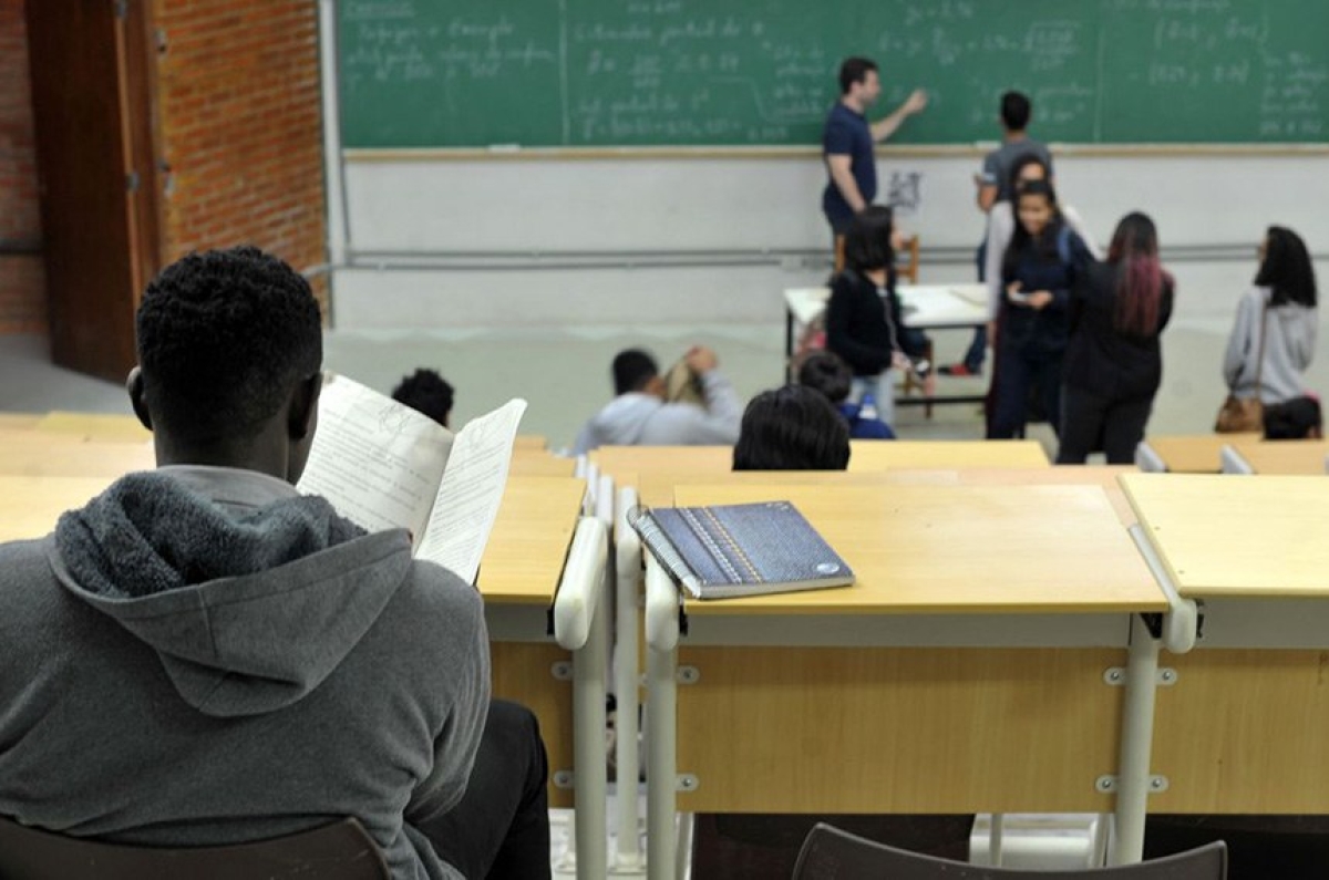 Ministério da Educação (MEC) revogou a recomendação de uma política de cotas para negros, indígenas e pessoas com deficiência nos cursos de pós-graduação nas universidades federais
(Foto de arquivo: Marcello Casal Jr./ Agência Brasil)