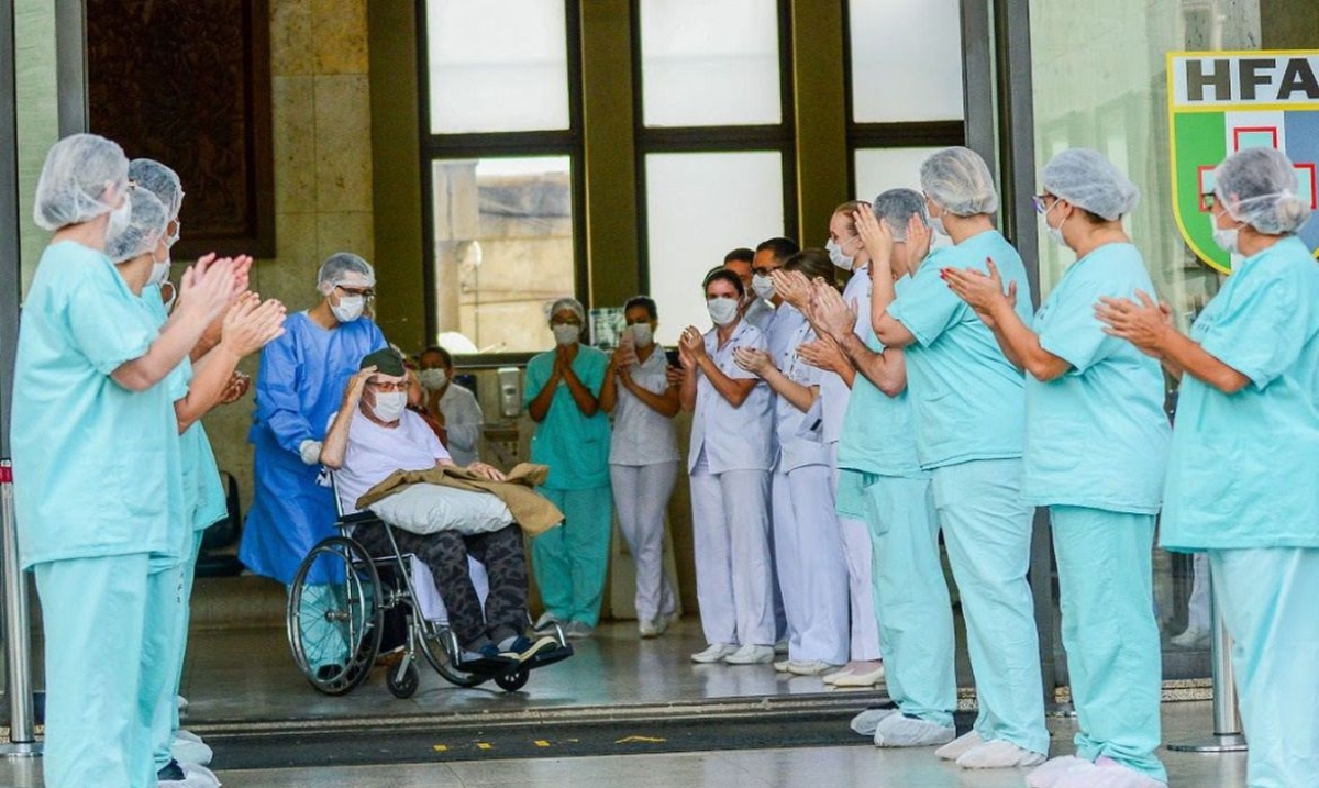 Brasil assume primeiro lugar em número de recuperados de covid-19 (Foto: Cb Estevam/ CCOMSEx)