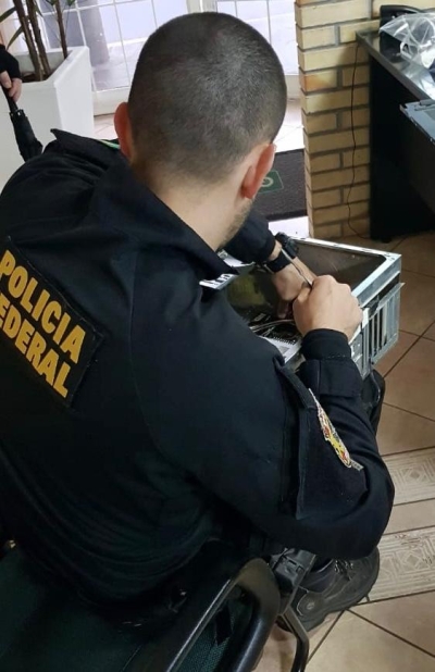 PF cumpriu ontem mandato de busca e apreensão (Foto: PF)