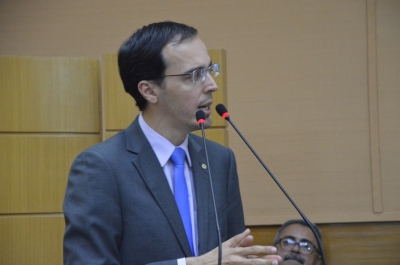 Georgeo Passos comemora o anúncio de obras de recuperação para rodovias de Ribeirópolis (Foto: Site Georgeo Passos)