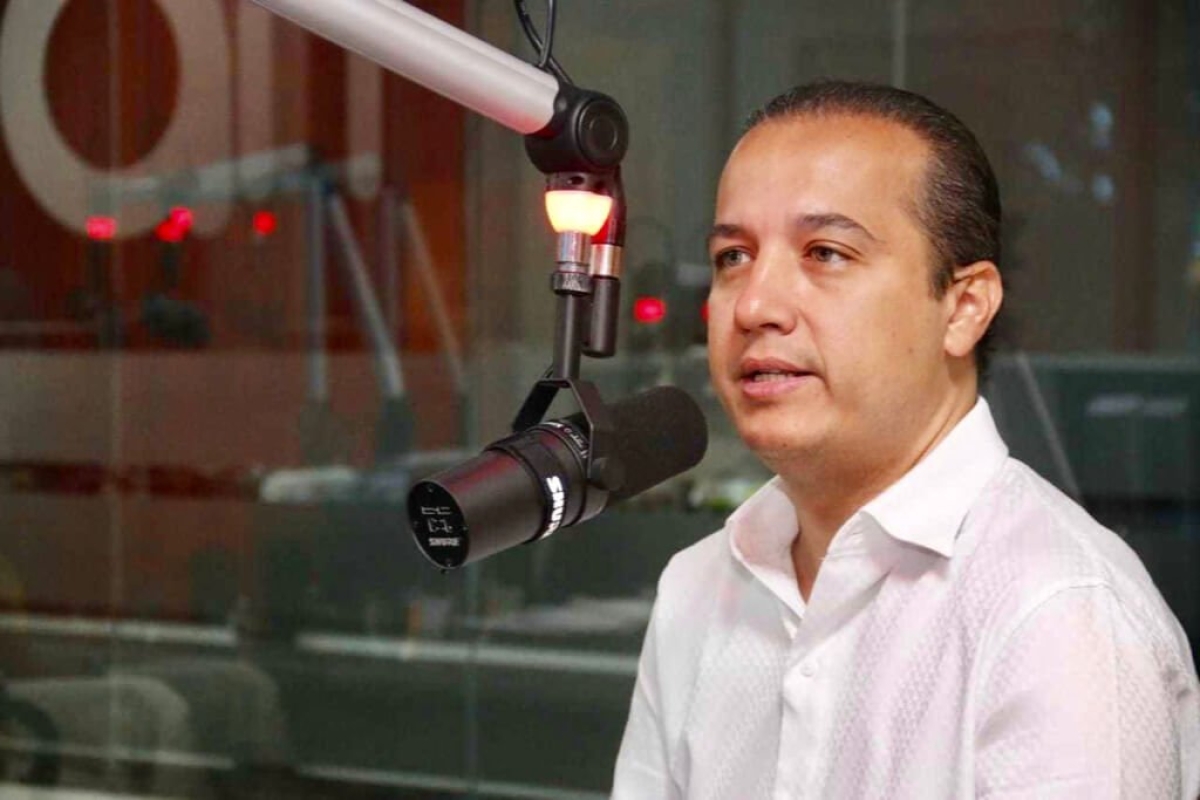 Valadares Filho foi à Brasília discutir o futuro de sua pré-candidatura com o PSB (Foto: Via Destaque Notícias)