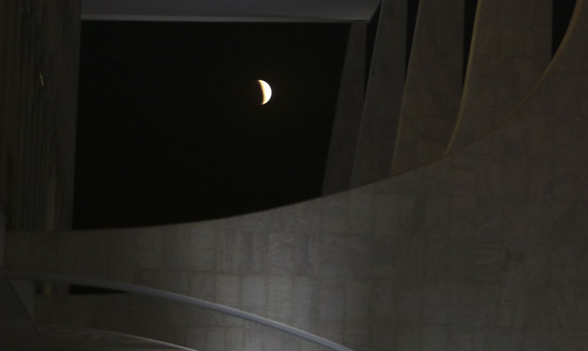 Eclipse lunar é usado para estudos sobre vida em outros planetas (Foto: Valter Campanato/ Agência Brasil)