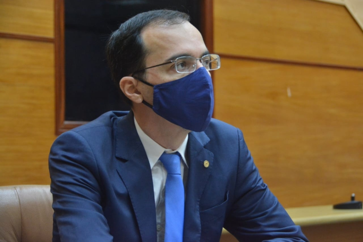 Georgeo Passos apela para Luciano Bispo prorrogar a validade do concurso da Alese por mais dois anos (Foto: Site Georgeo Passos)